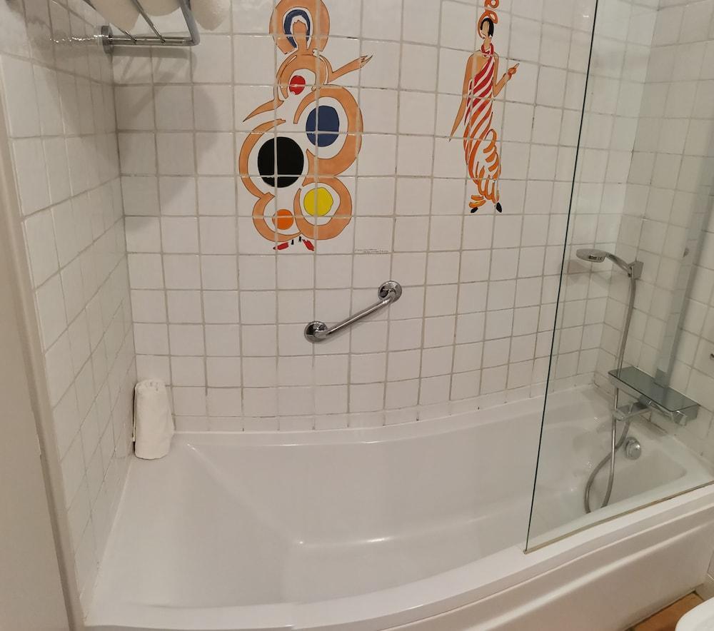 Le Relais Des Trois Mas