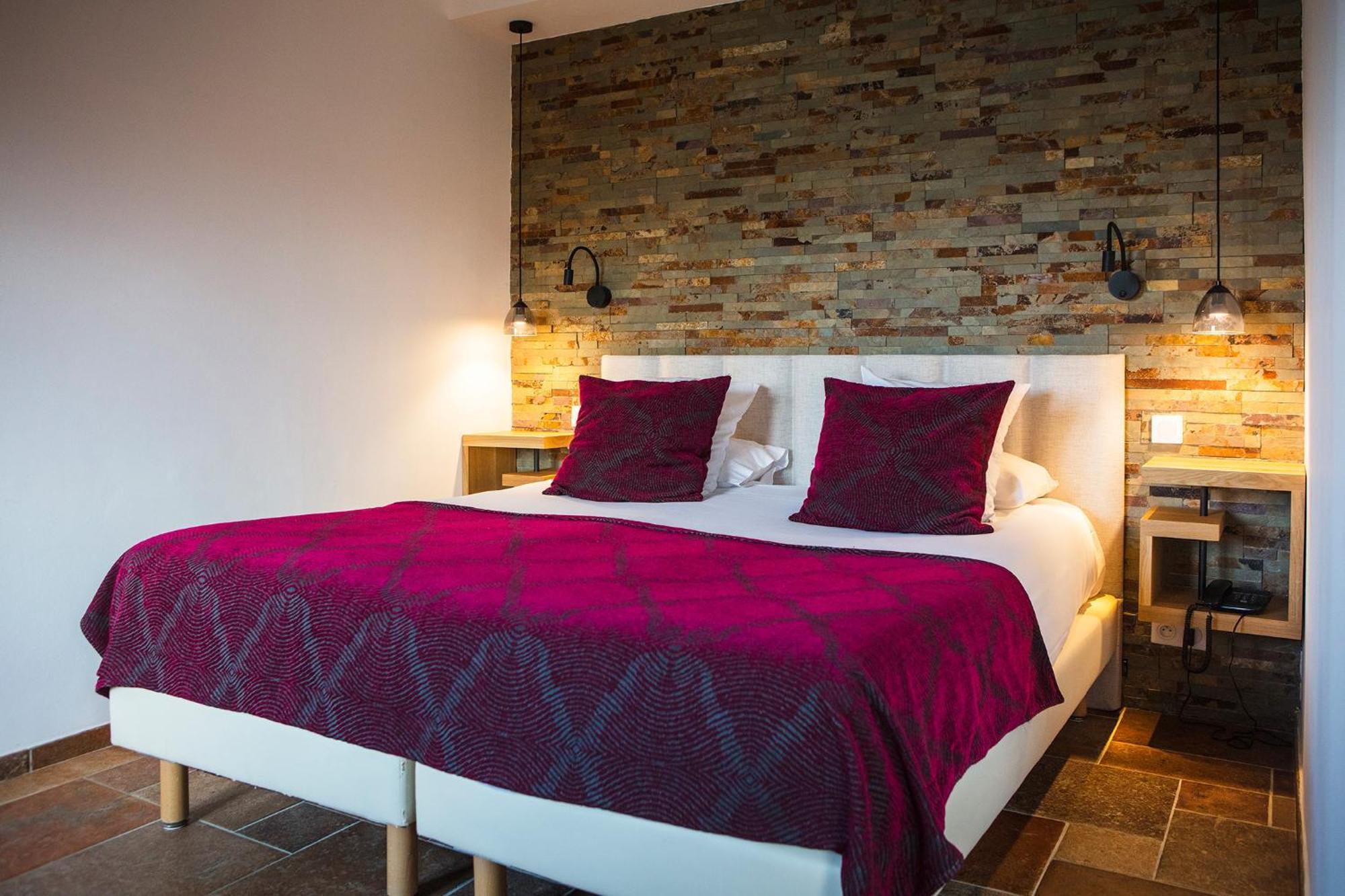 Le Relais Des Trois Mas
